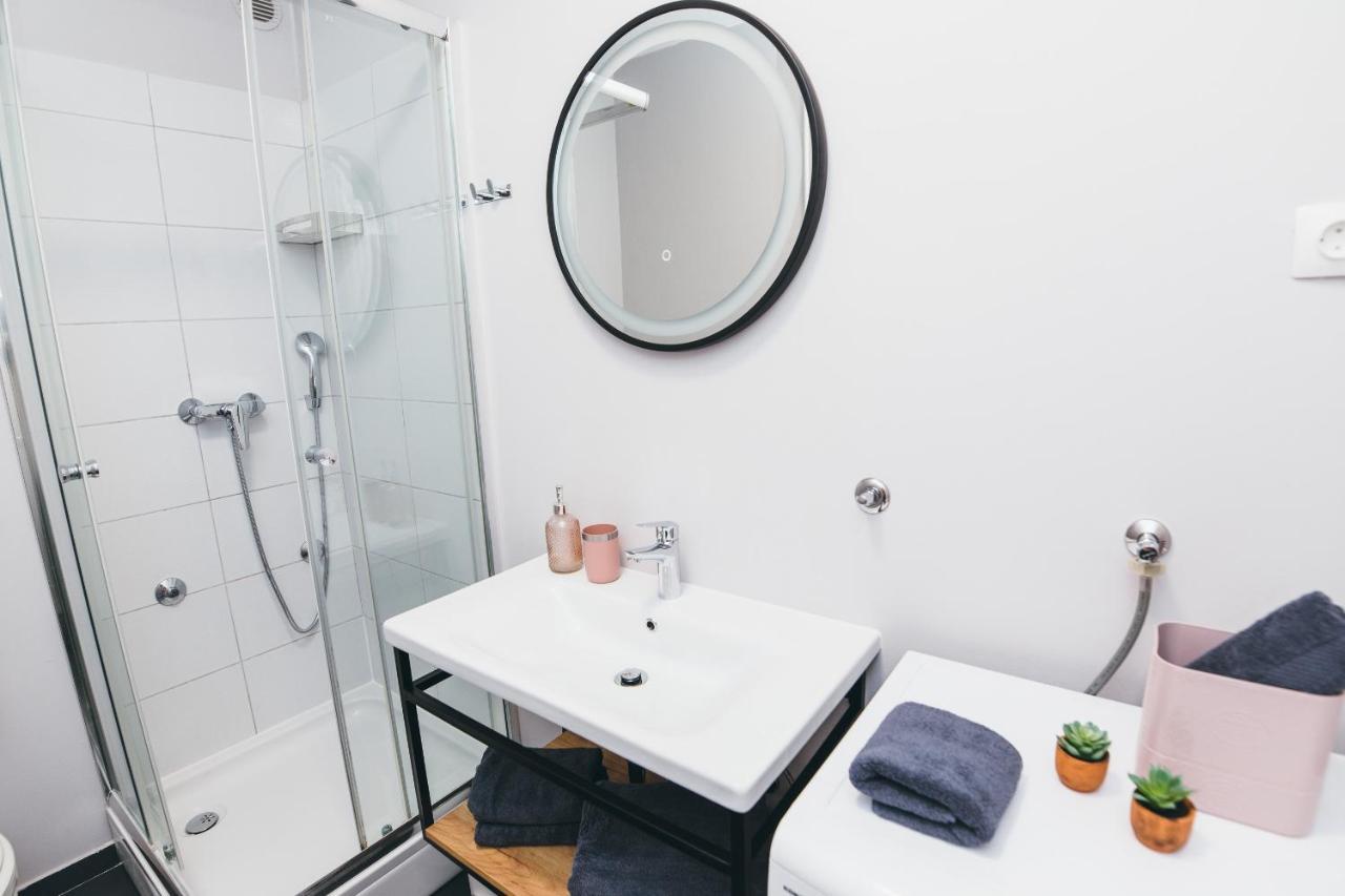Aurelia'S Comfy Place With Free Parking Zagabria Esterno foto